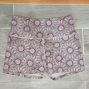 Stylish Women's Patterned Shorts